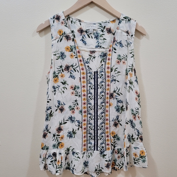 Lucky Brand Tops - Lucky Brand Floral top